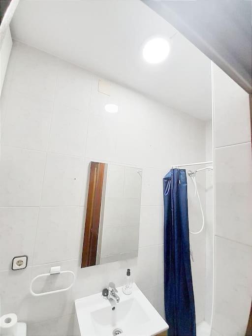 Sg13 Piso Iglesia Wifi Fibra Appartement Madrid